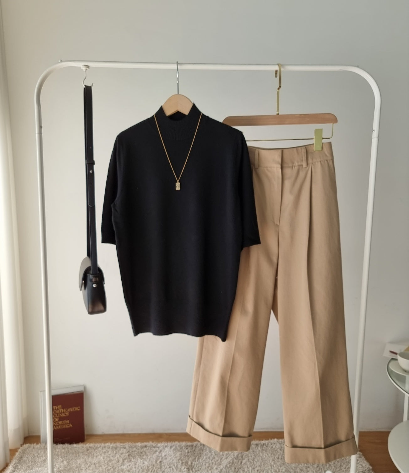 Daily Mock Neck Half SL Top