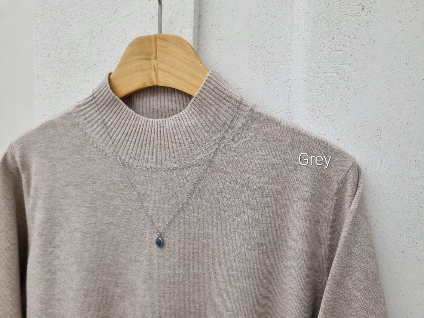Daily Mock Neck Half SL Top