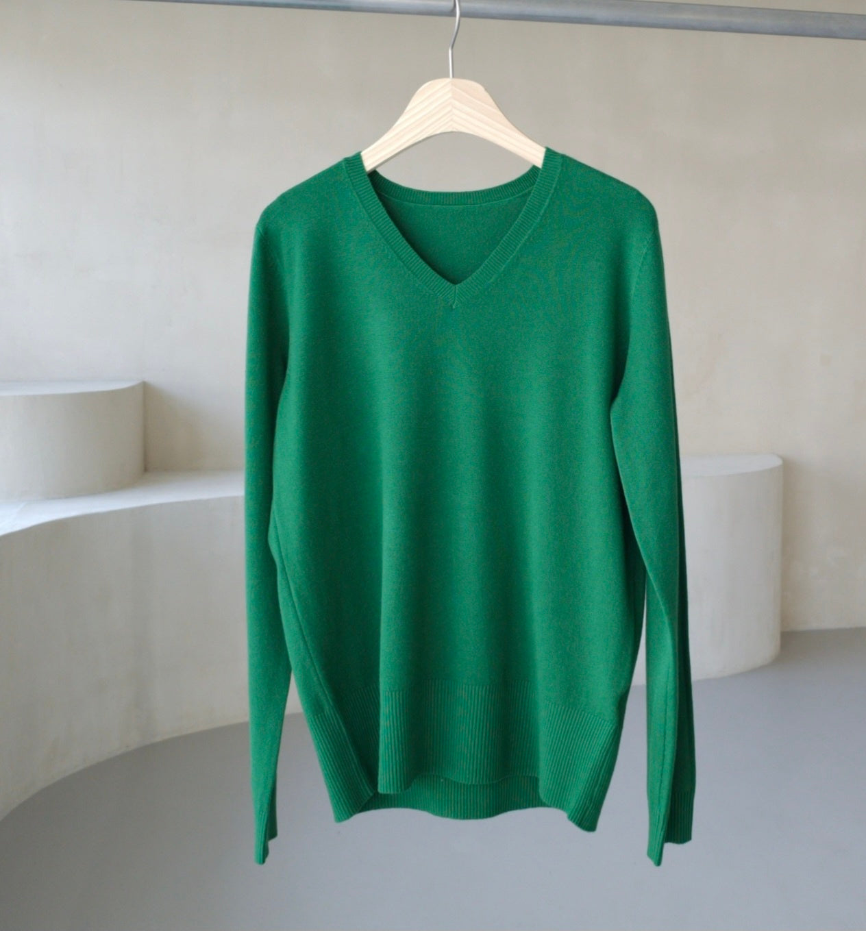 Daily V-Neck Knit Top