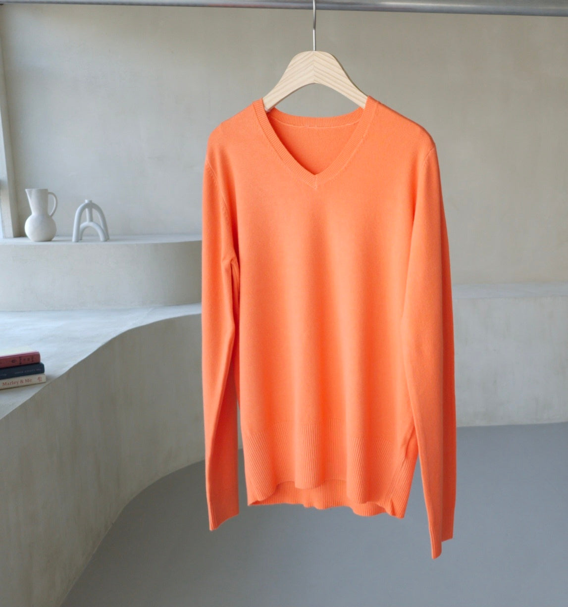 Daily V-Neck Knit Top