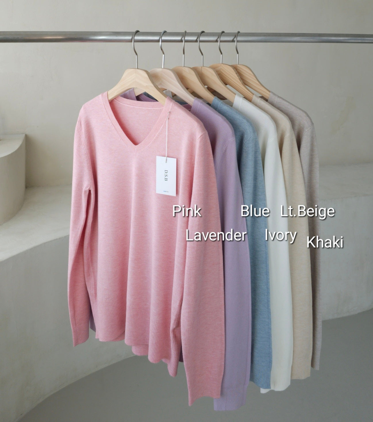 Daily V-Neck Knit Top