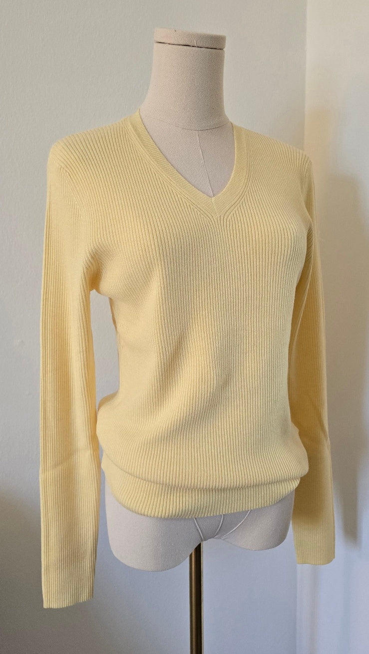 Extra Soft Spring V-Neck Ribbed Knit