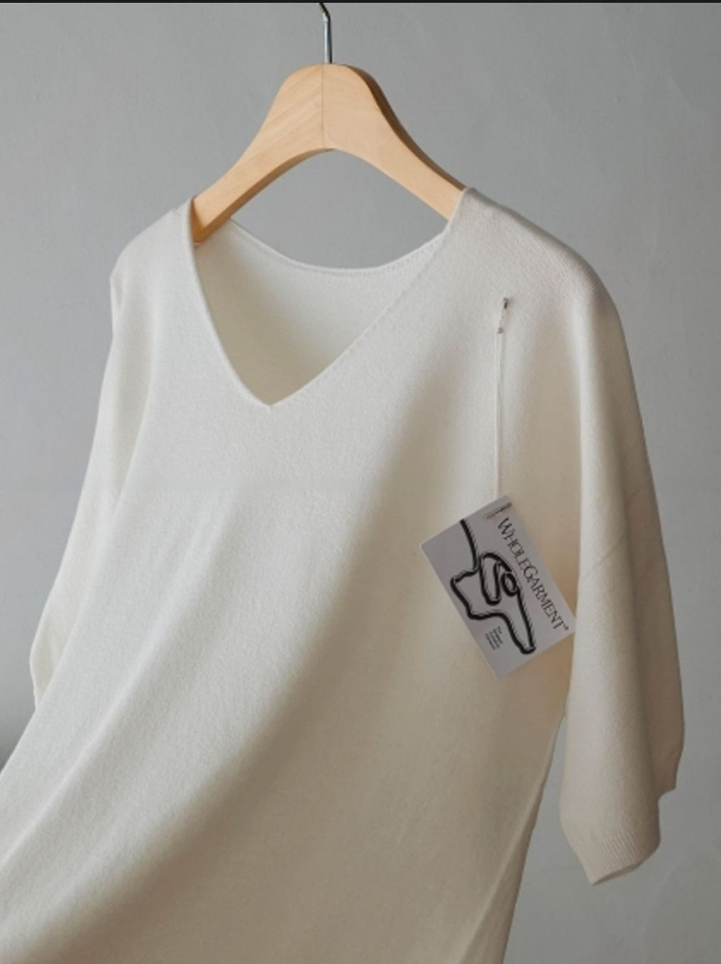V-neck Short sleeve Knit Top