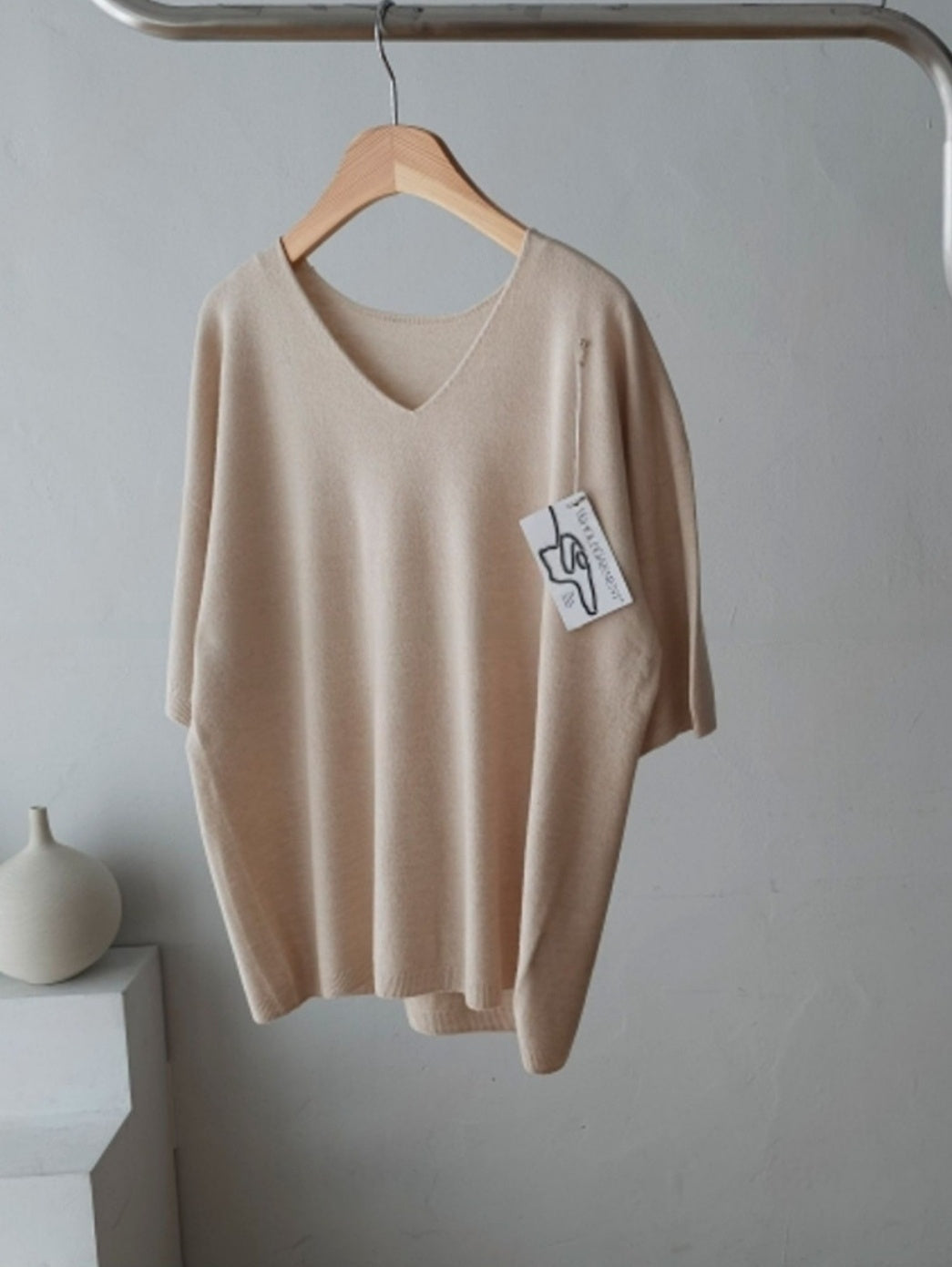 V-neck Short sleeve Knit Top