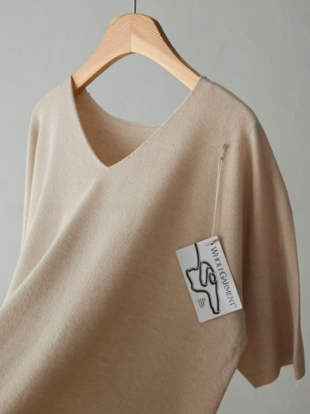 V-neck Short sleeve Knit Top