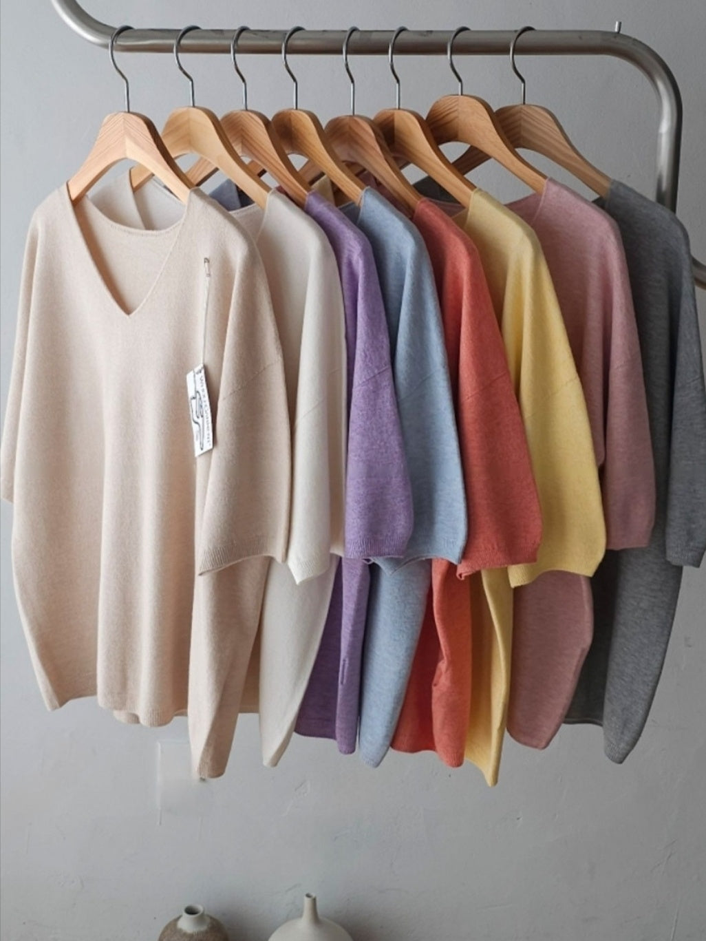 V-neck Short sleeve Knit Top