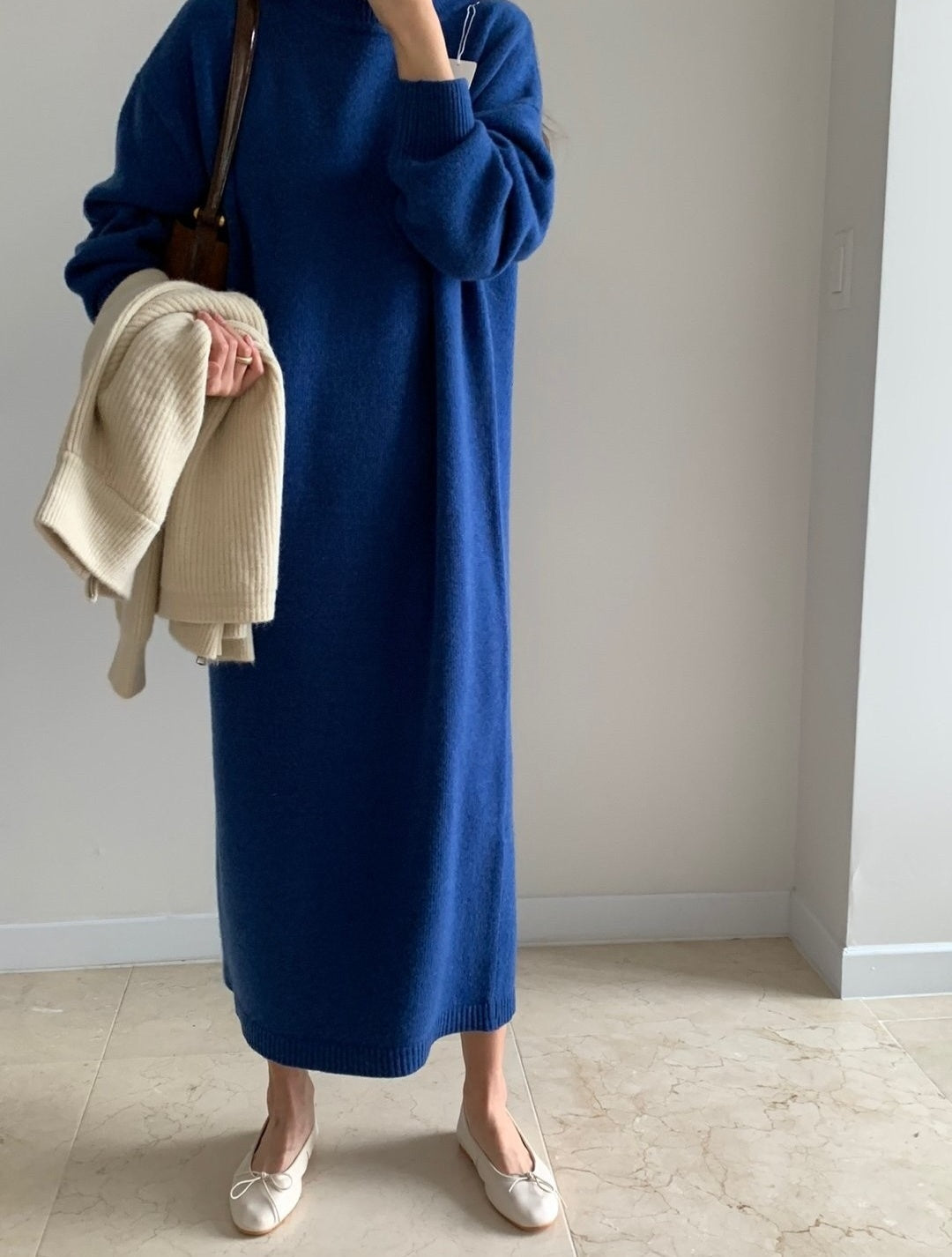 Yuri High-Neck Wool Dress