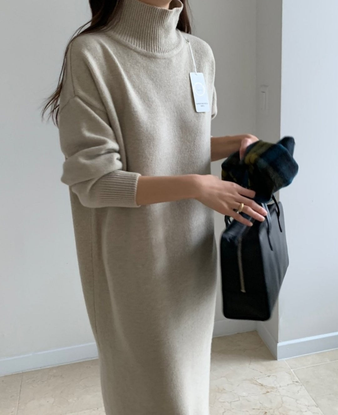 Yuri High-Neck Wool Dress